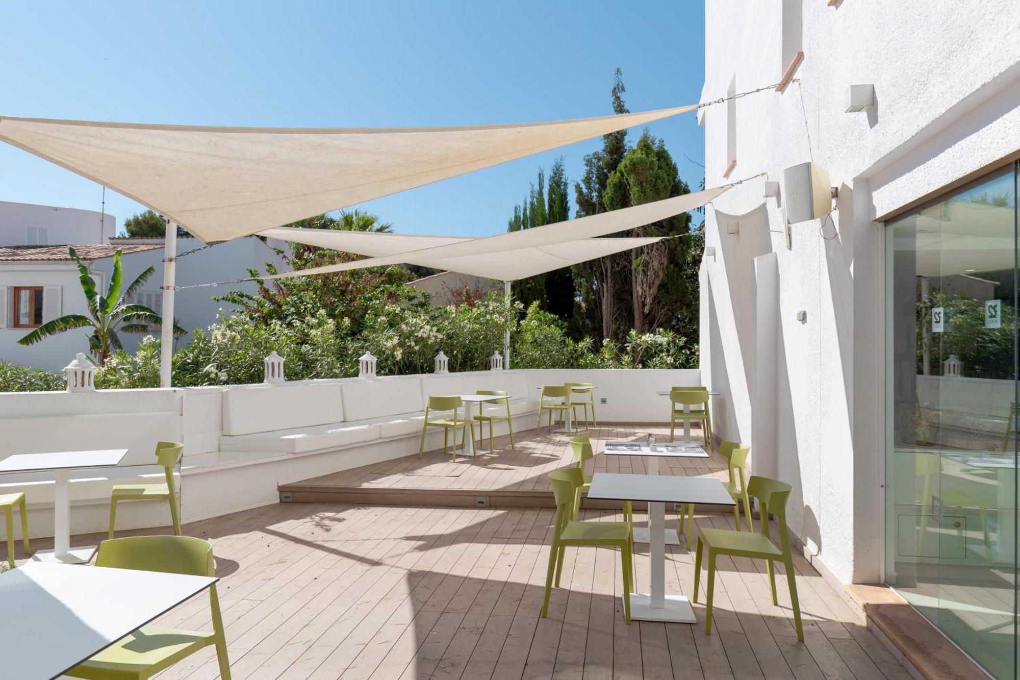 ホテル Bq Cala Ratjada (Adults Only) エクステリア 写真