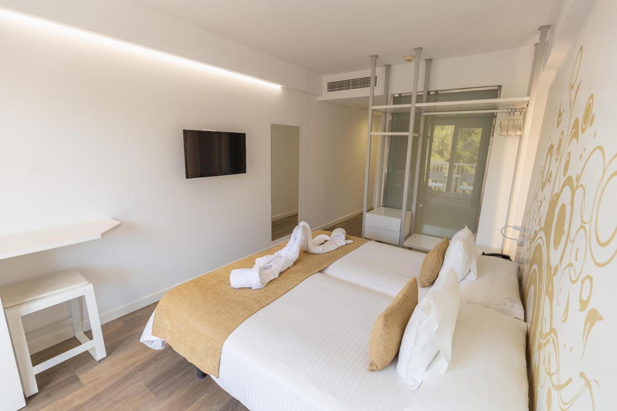 ホテル Bq Cala Ratjada (Adults Only) エクステリア 写真