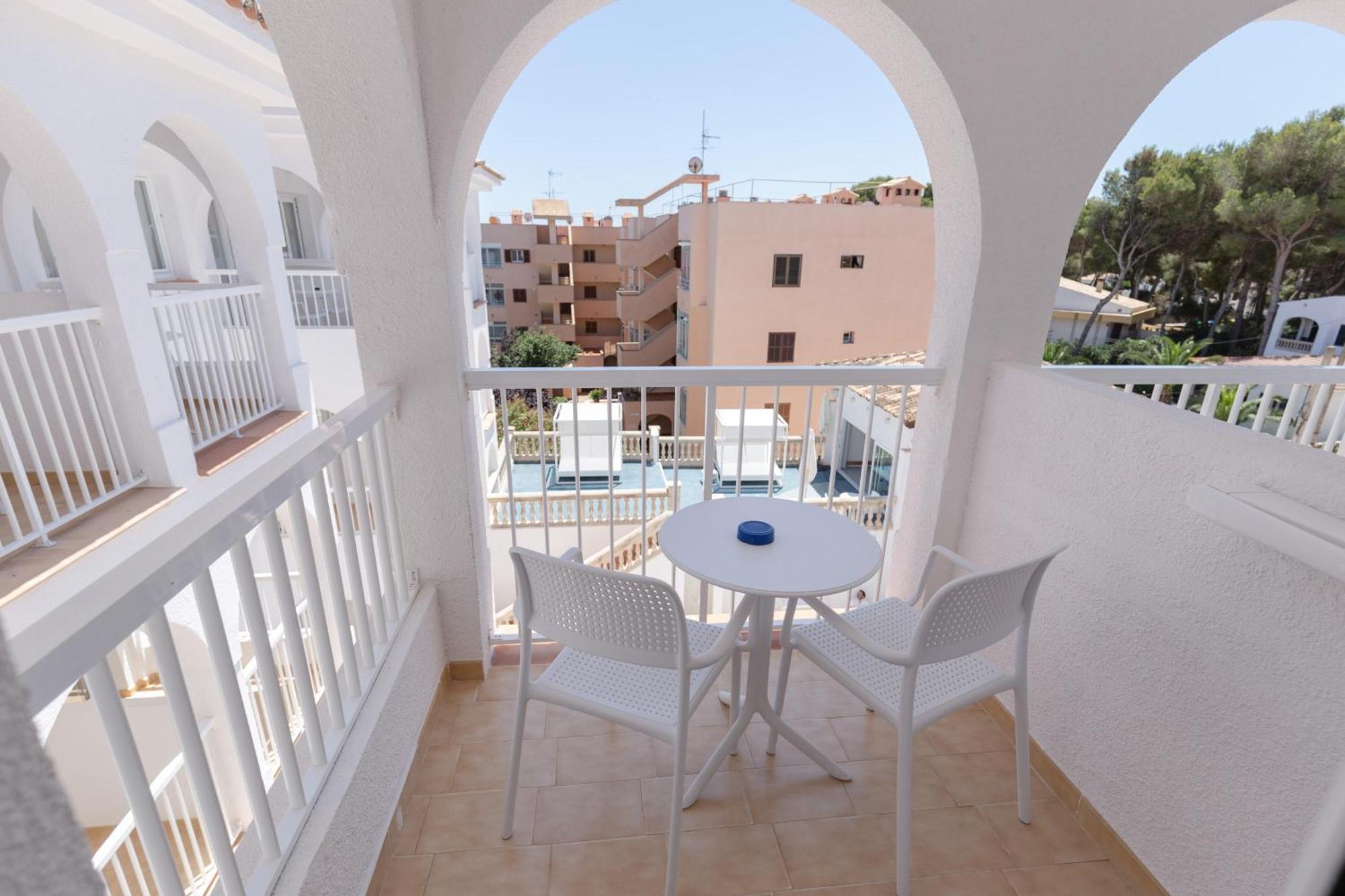 ホテル Bq Cala Ratjada (Adults Only) エクステリア 写真