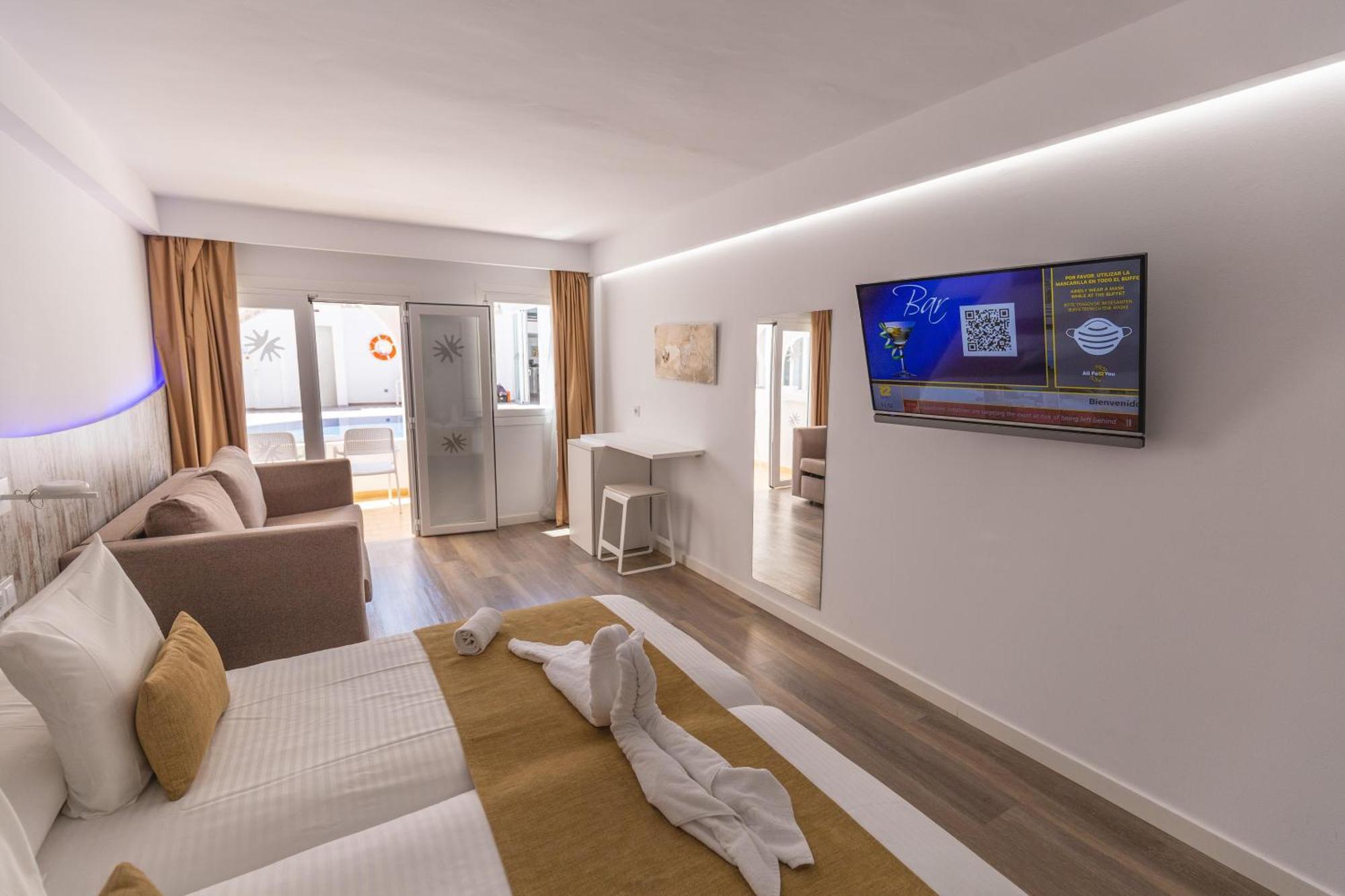 ホテル Bq Cala Ratjada (Adults Only) エクステリア 写真