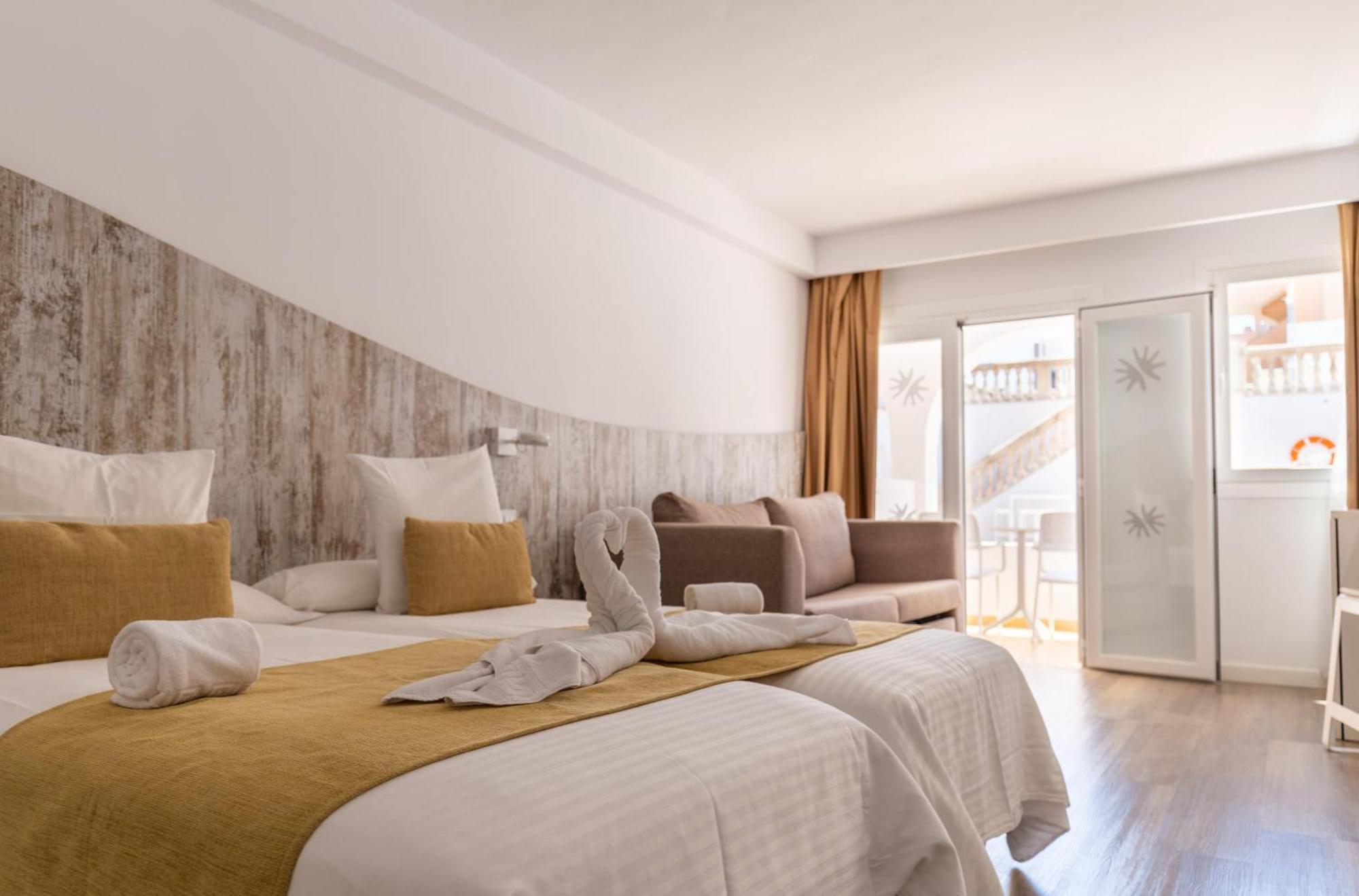 ホテル Bq Cala Ratjada (Adults Only) エクステリア 写真