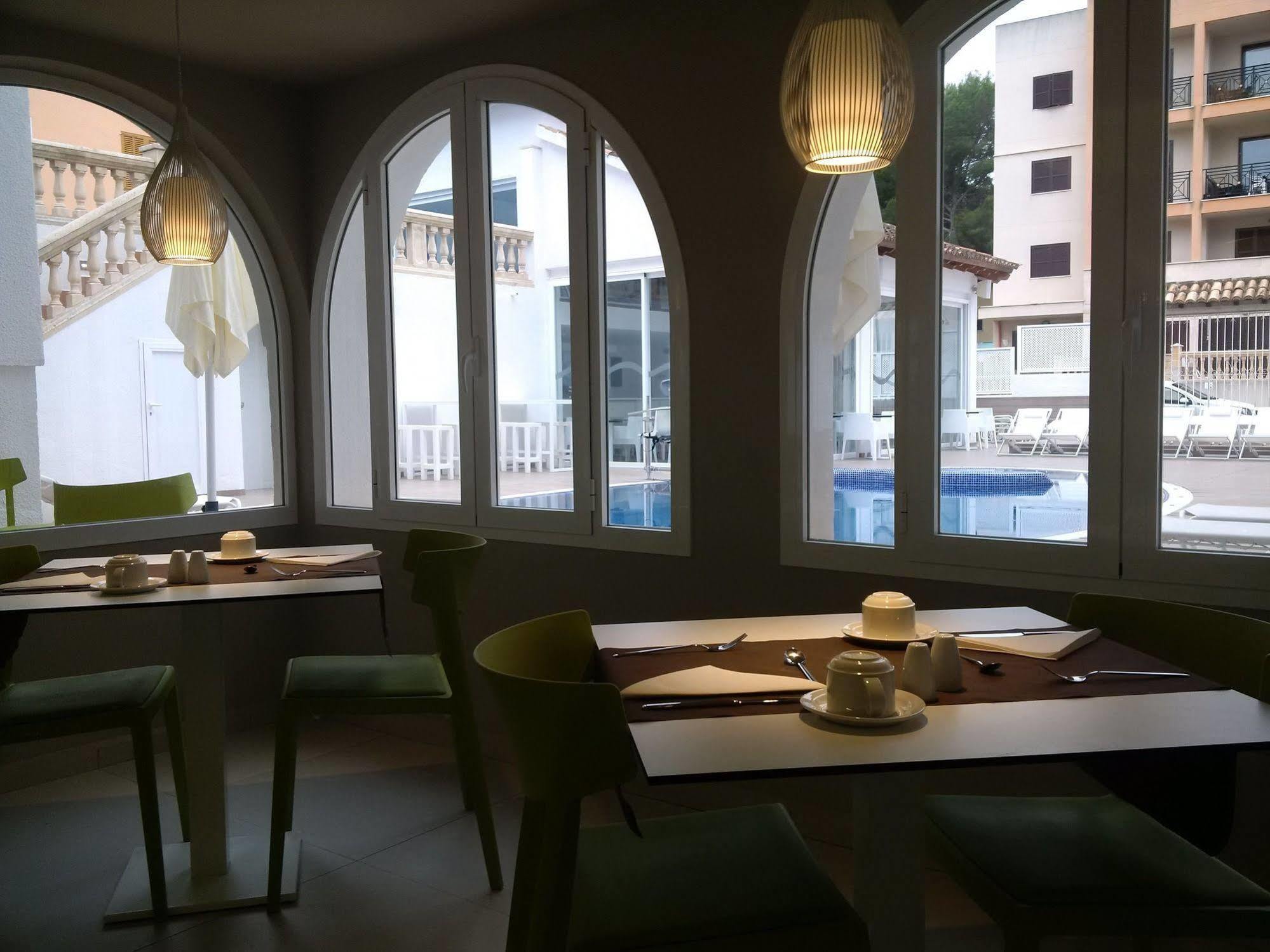 ホテル Bq Cala Ratjada (Adults Only) エクステリア 写真